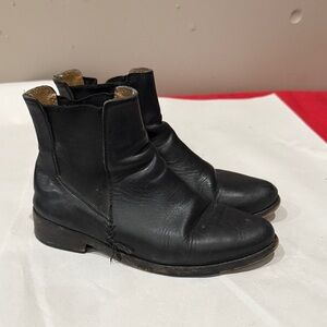Elegant full leather Black Ankle Boots for Women